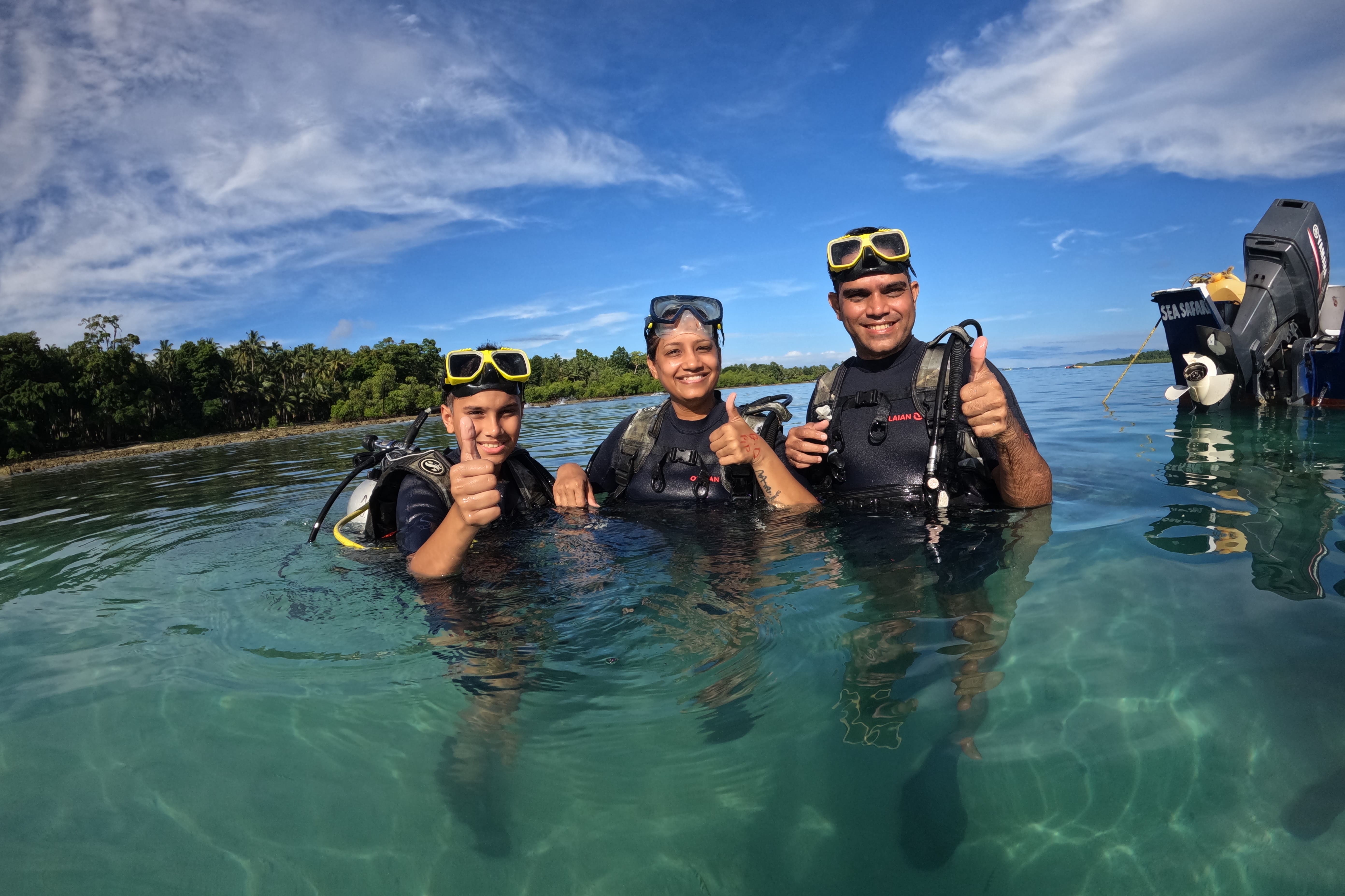 First Scuba Diving in Havelock with Island Divers